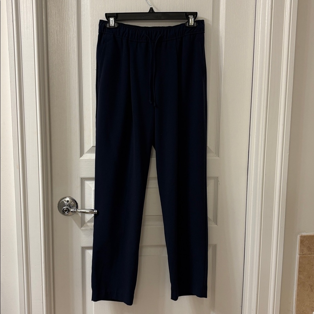 Old Navy Women's Dark Blue Trousers - Picture 3 of 3